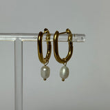 Lulu Pearl Earrings