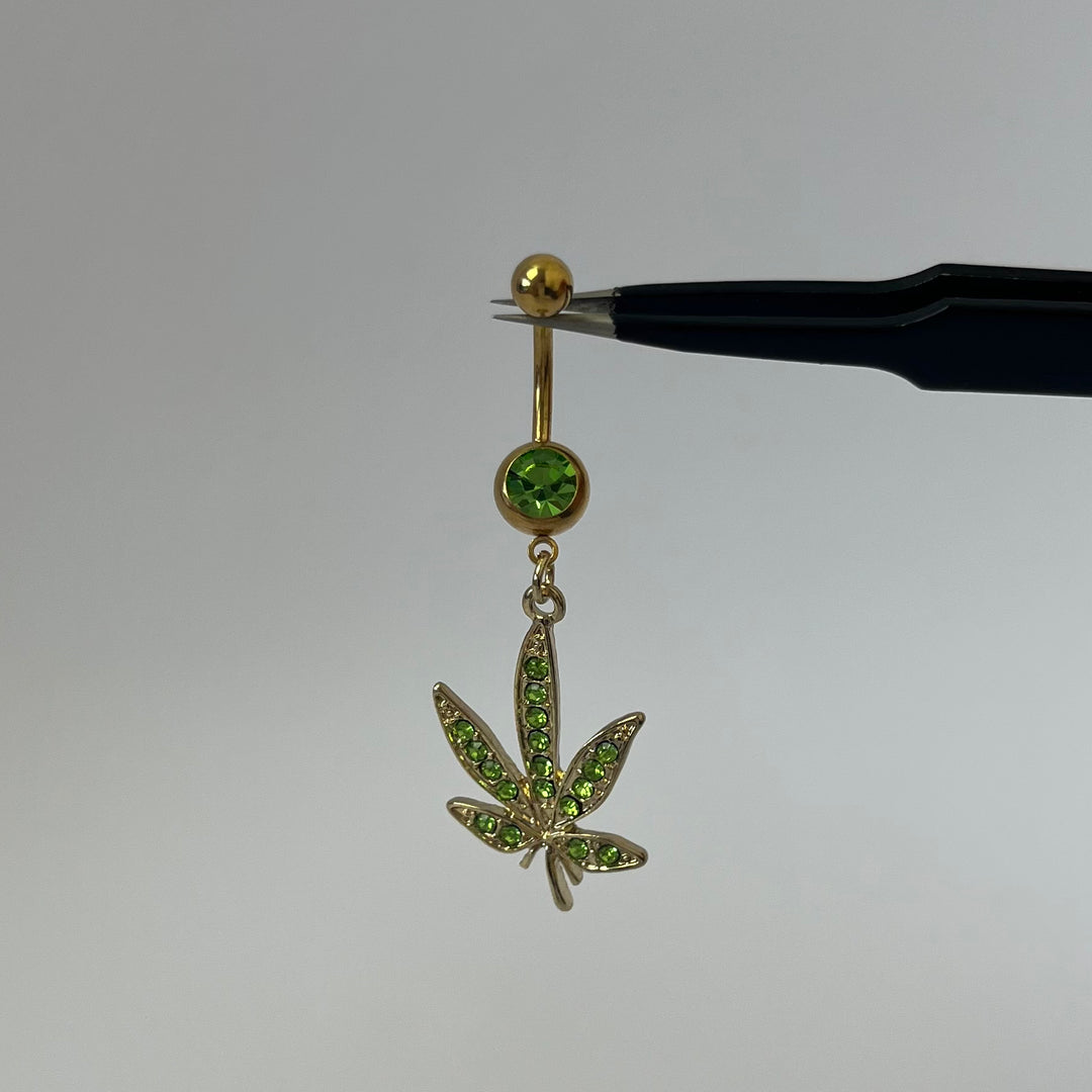 Diamante Weed Leaf Belly Bar Green ILLUSIVE JEWELS