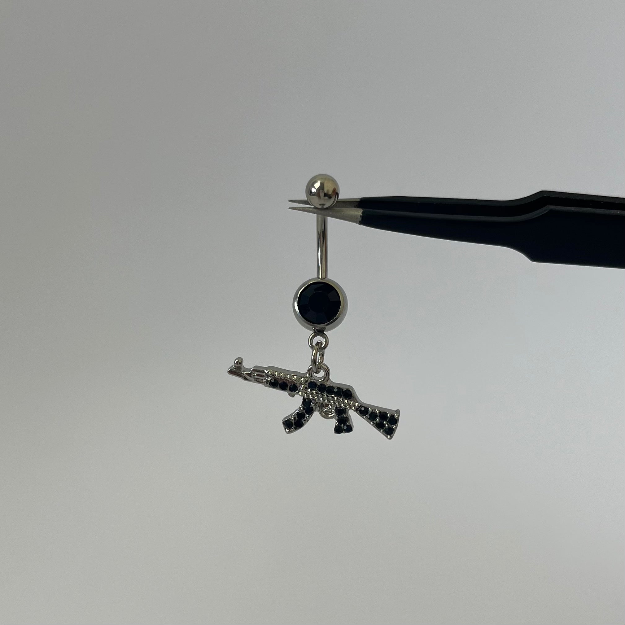 Diamante Gun Belly Bar Black ILLUSIVE JEWELS